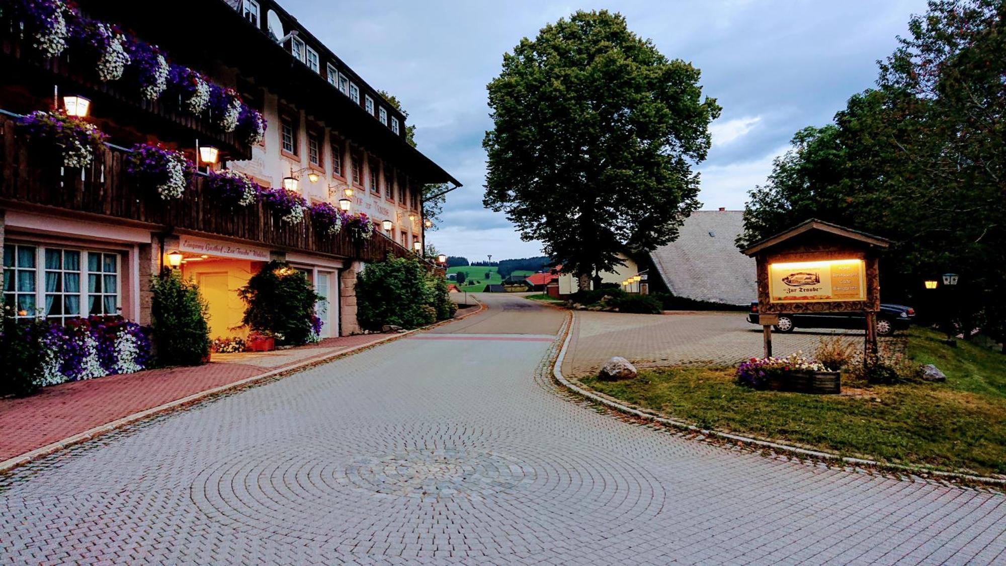 Zur Traube Schwarzwaldhotel & Restaurant Am Titisee Sankt Märgen Exterior foto